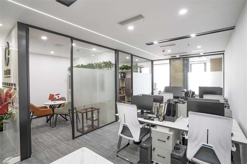 出國寶連岸集團環(huán)境